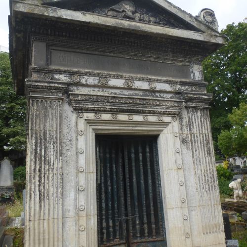 Sépulture de DELCAMBRE Victor Joseph, vicomte de Champvert © MCP