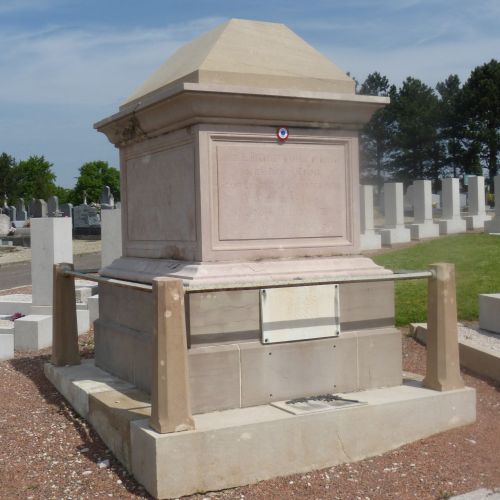 Sépulture de HEUDELET de BIERRE Étienne © MCP