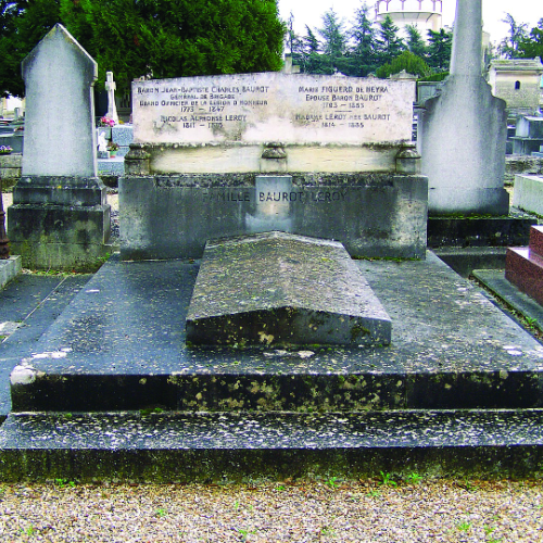 Sépulture de BAUROT au cimetière ancien de Saint-Germain-en-Laye