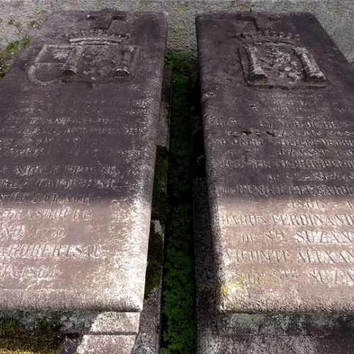 Sépulture de SAINTE-SUZANNE, Gilbert Joseph Martin de BRUNETEAU de © Ralph Hammann