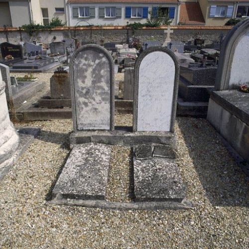 Sépulture de LEDRU des ESSARTS François Roch © Philippe Ayrault